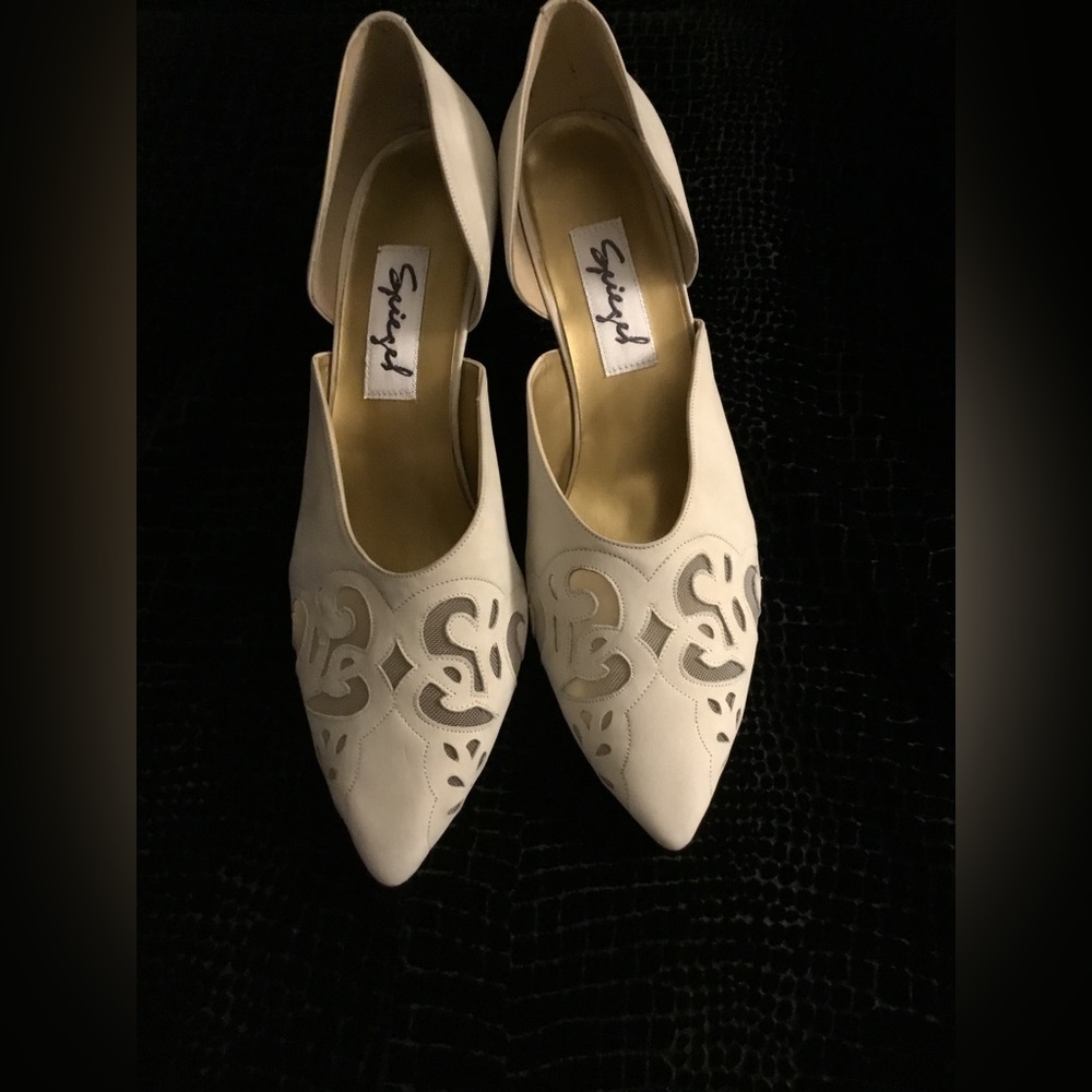 Spiegel Women’s Size 10 Cream Ivory Kitten Heels Cutout Bridal Prom Shoes - Picture 6 of 8